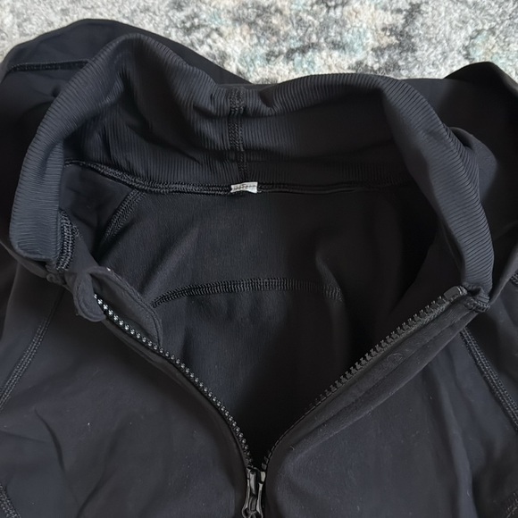 Lululemon Daily Practice Jacket in black - Picture 12 of 12
